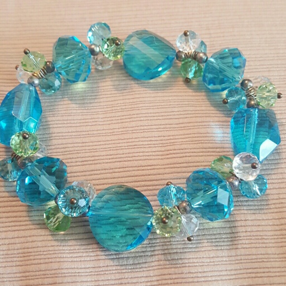 Matching Foot Jewelry & Bracelet - Picture 2 of 4